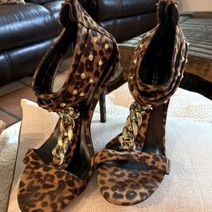 Sexy and gorgeous stilettos. 7 1/2